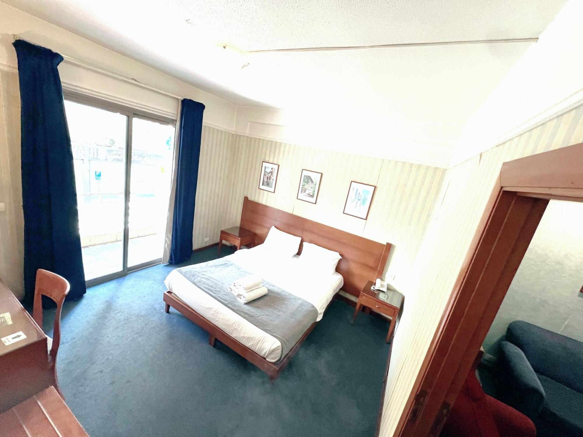 ซีซาร์ พาร์ค โฮเต็ล Hotel เบรุต ภายนอก รูปภาพ